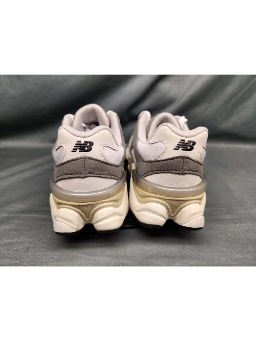 New Balance 9060 Sneakers PC9060GY Suede Grey Kids Size 3 BRAND NEW NO BOX!